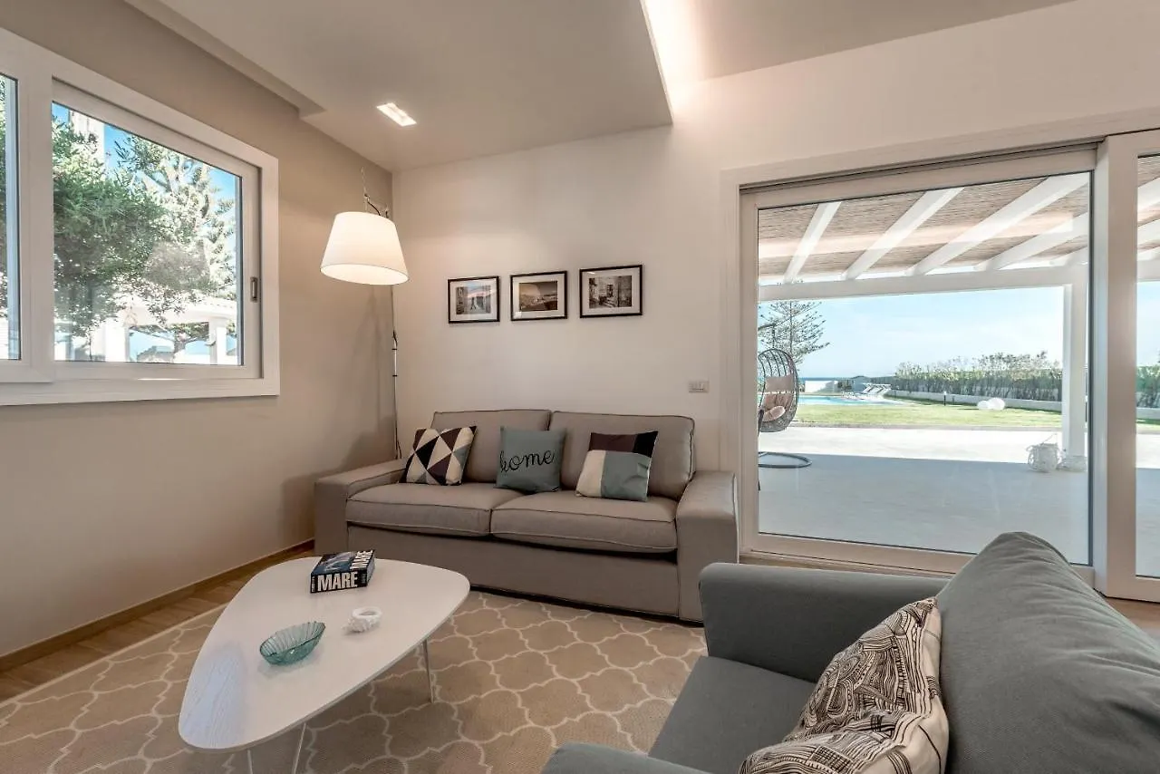 Sea Home - Isulatravel Marina di Modica Villa